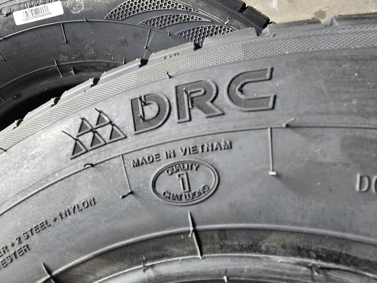 lốp xe tải nhẹ 165/80R13C drc d626