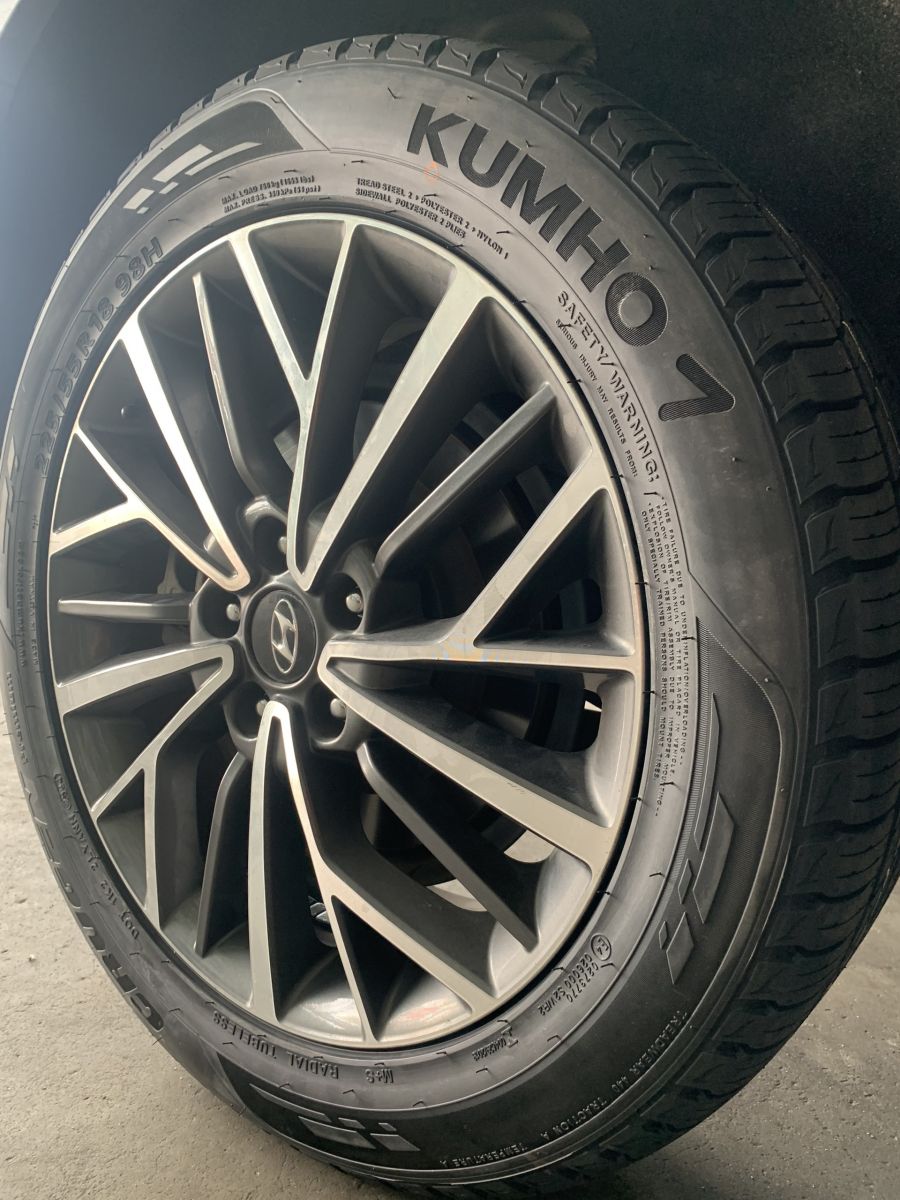 lốp 225/55R18 kumho crugen kl21