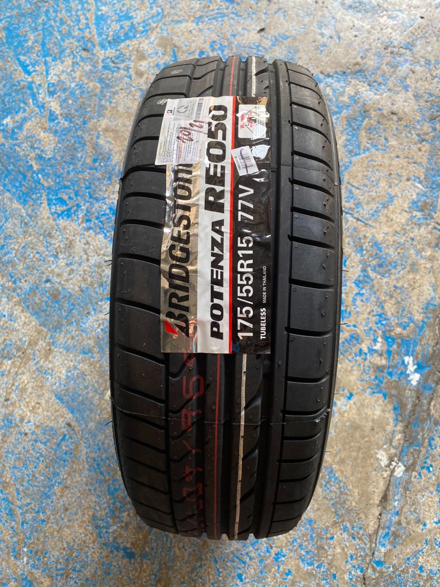 lốp xe 175/55R15 bridgestone potenza