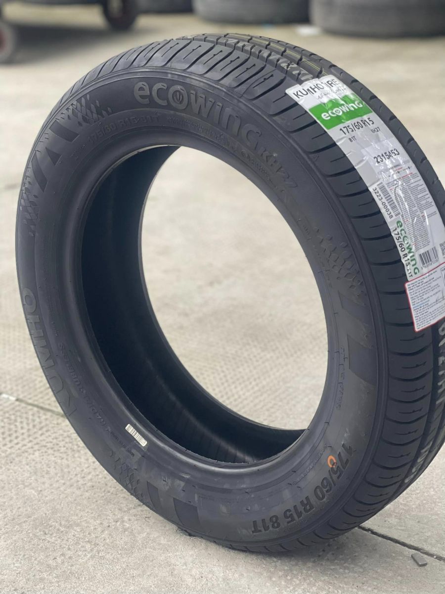 lốp ô tô 175/60R15 kumho ecowing es31 hàn quốc