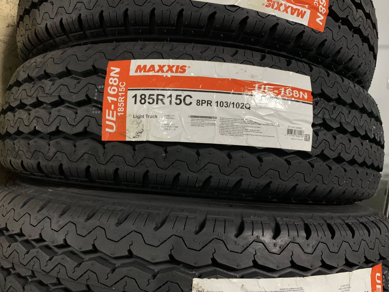lốp xe tải 185R15C maxxis ue168n