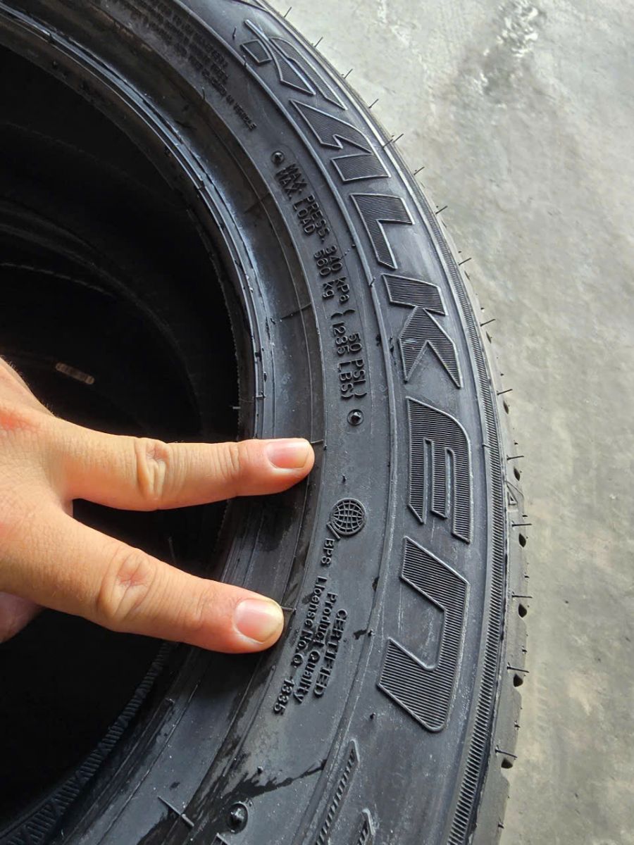 lốp 185/60R15 falken ze310