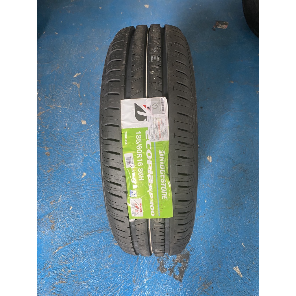 lốp xe 185/60R16 bridgestone ep150 cho mazda 2