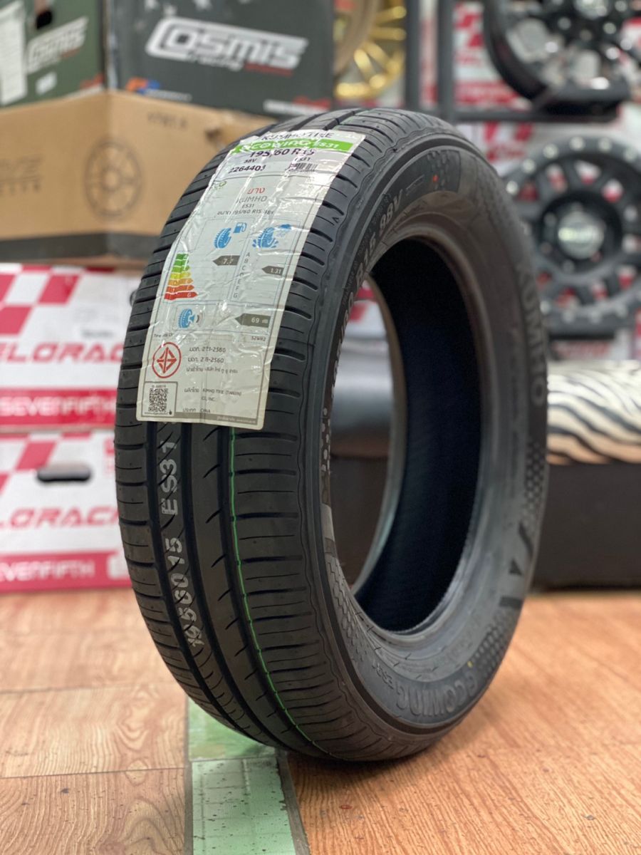 lốp 195/60R15 kumho ecowing es31