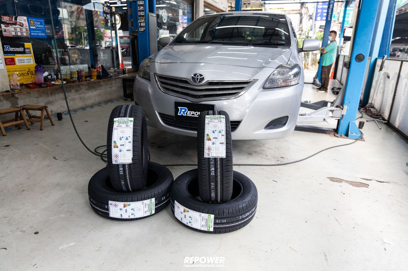 lốp xe 195/60R15 kumho ecowing kh27