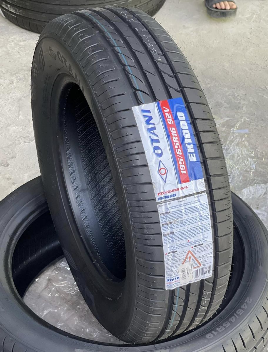 lốp 195/65R16 otani cho xe xpander at