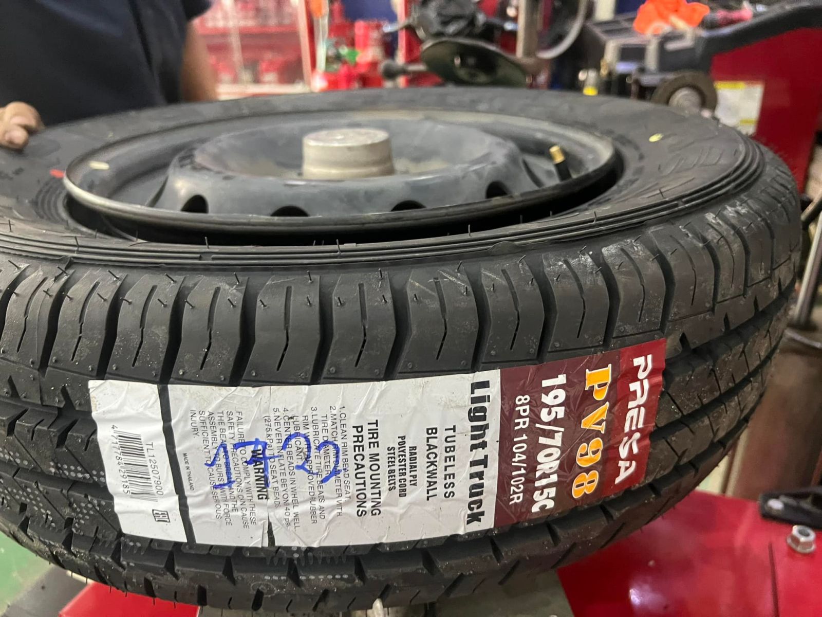 lốp 195/70R15C presa thái lan