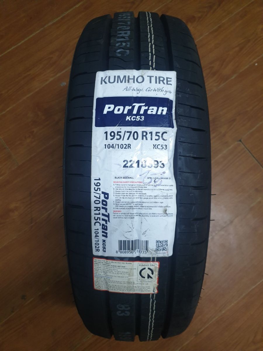 lốp ô tô 195/70R15C kumho portran kc55