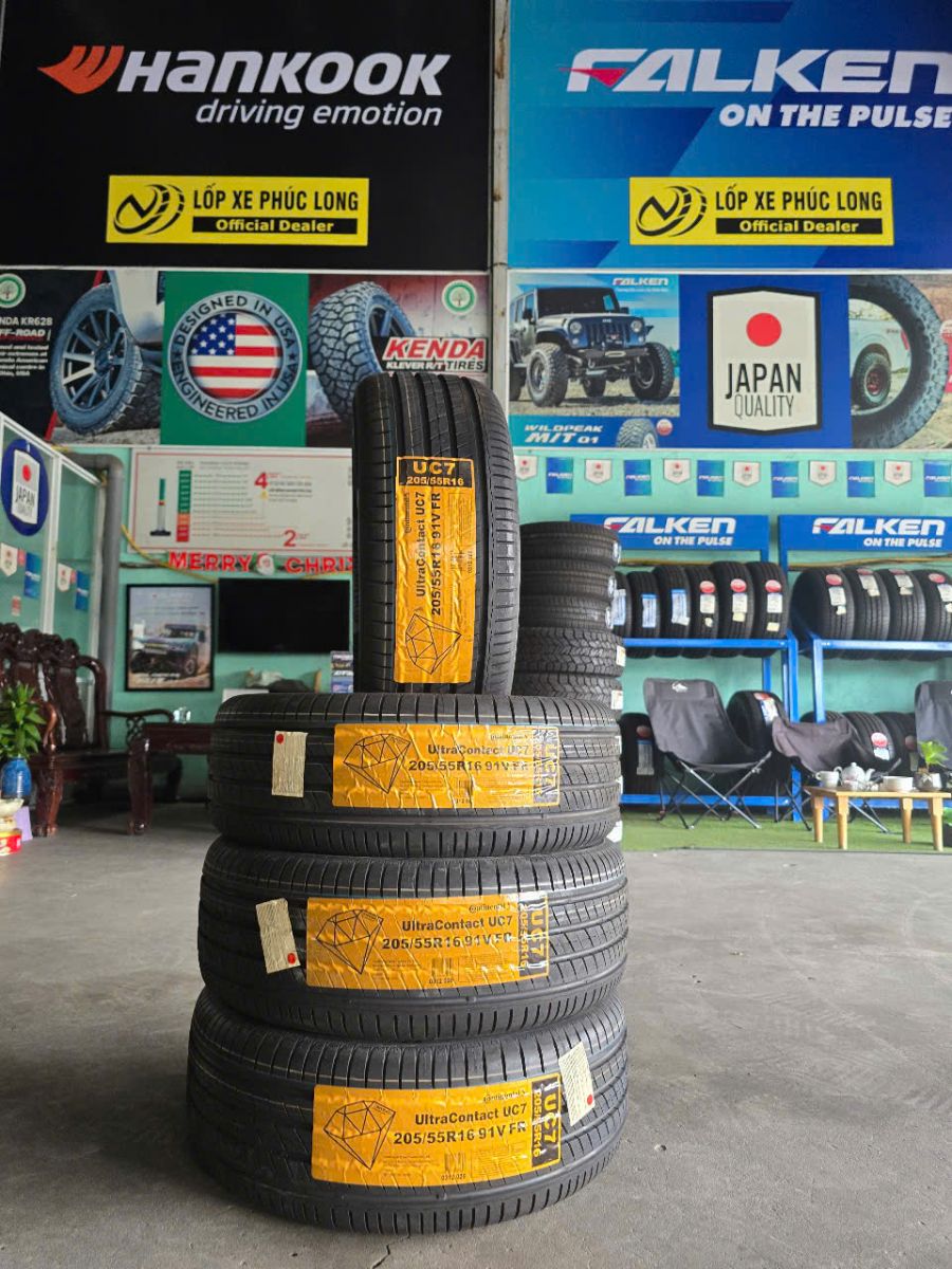 lốp 205/55R16 continental ultracontact uc7