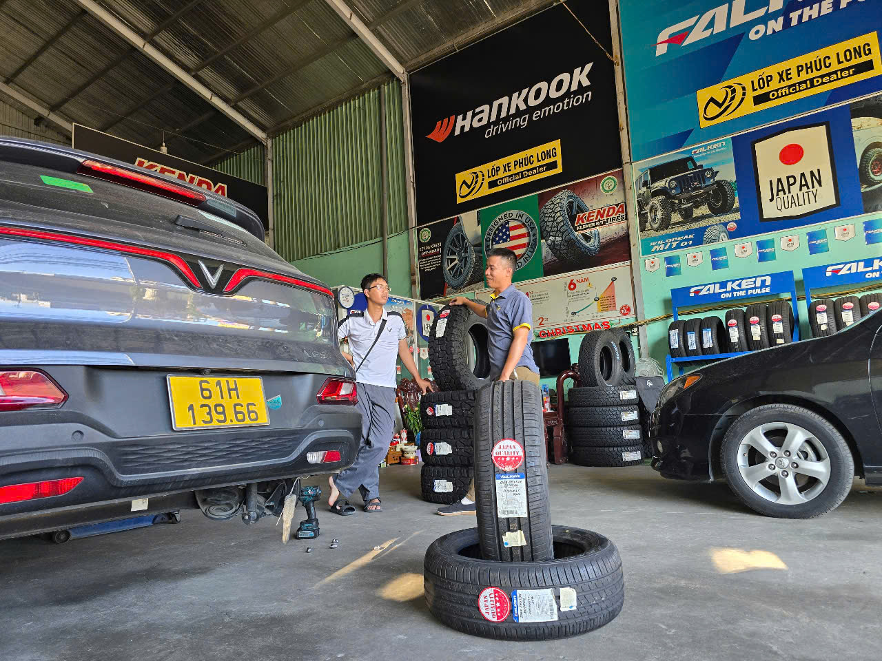 lốp falken 205/55R17 ze310 cho vinfast vf5