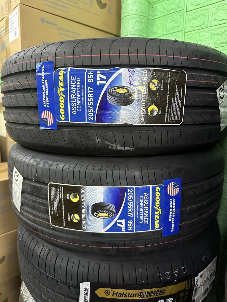 lốp 205/55R17 goodyear assurance comfordtred cho vinfast vf5