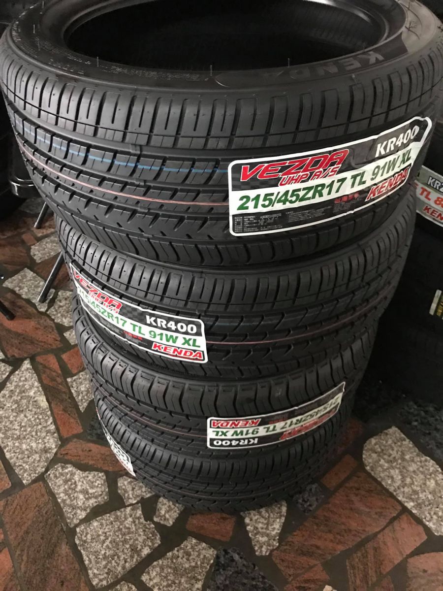 lốp 215/45R17 kenda kr400