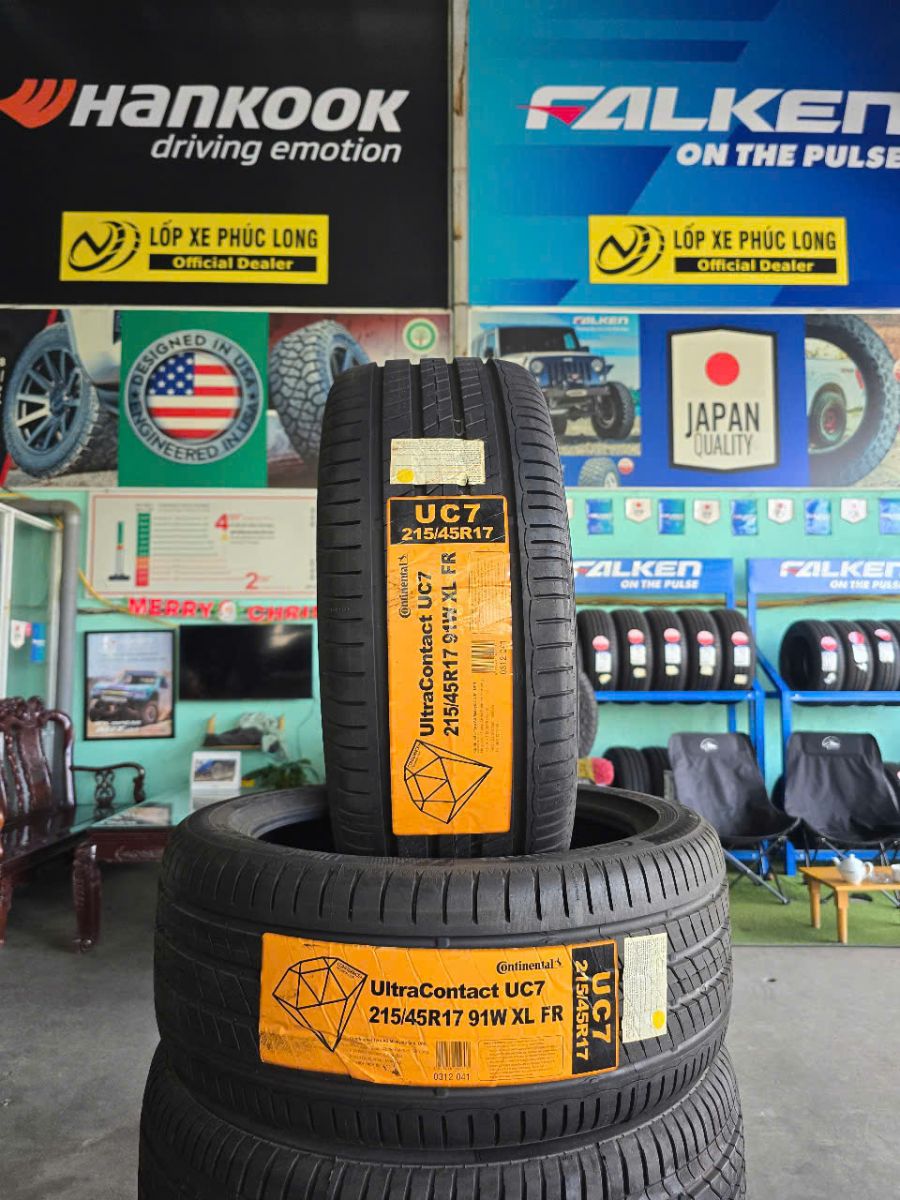 lốp ô tô 215/45R17 continental uc7 đức