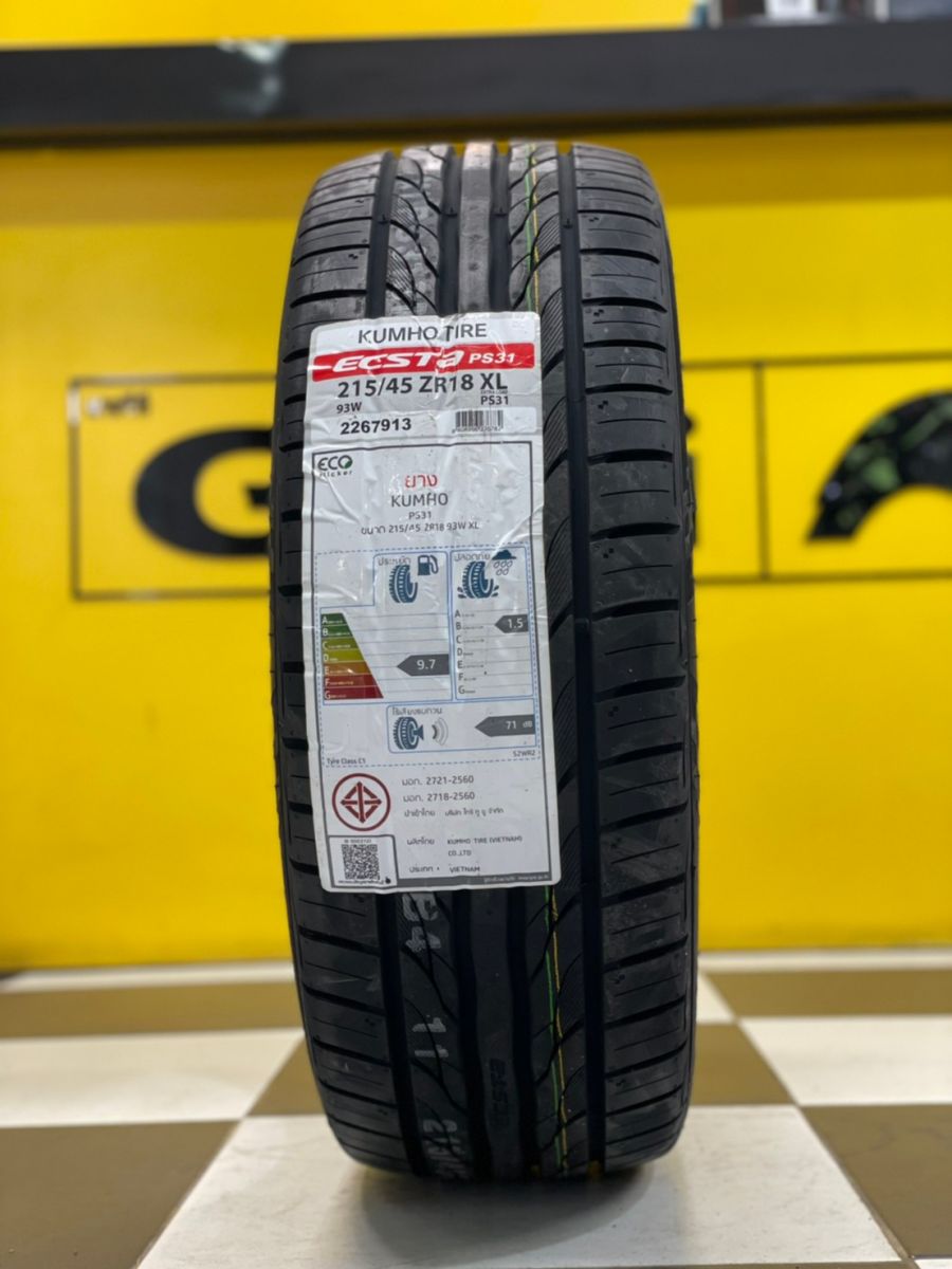 lốp ô tô 215/45R18 kumho ecsta ps31