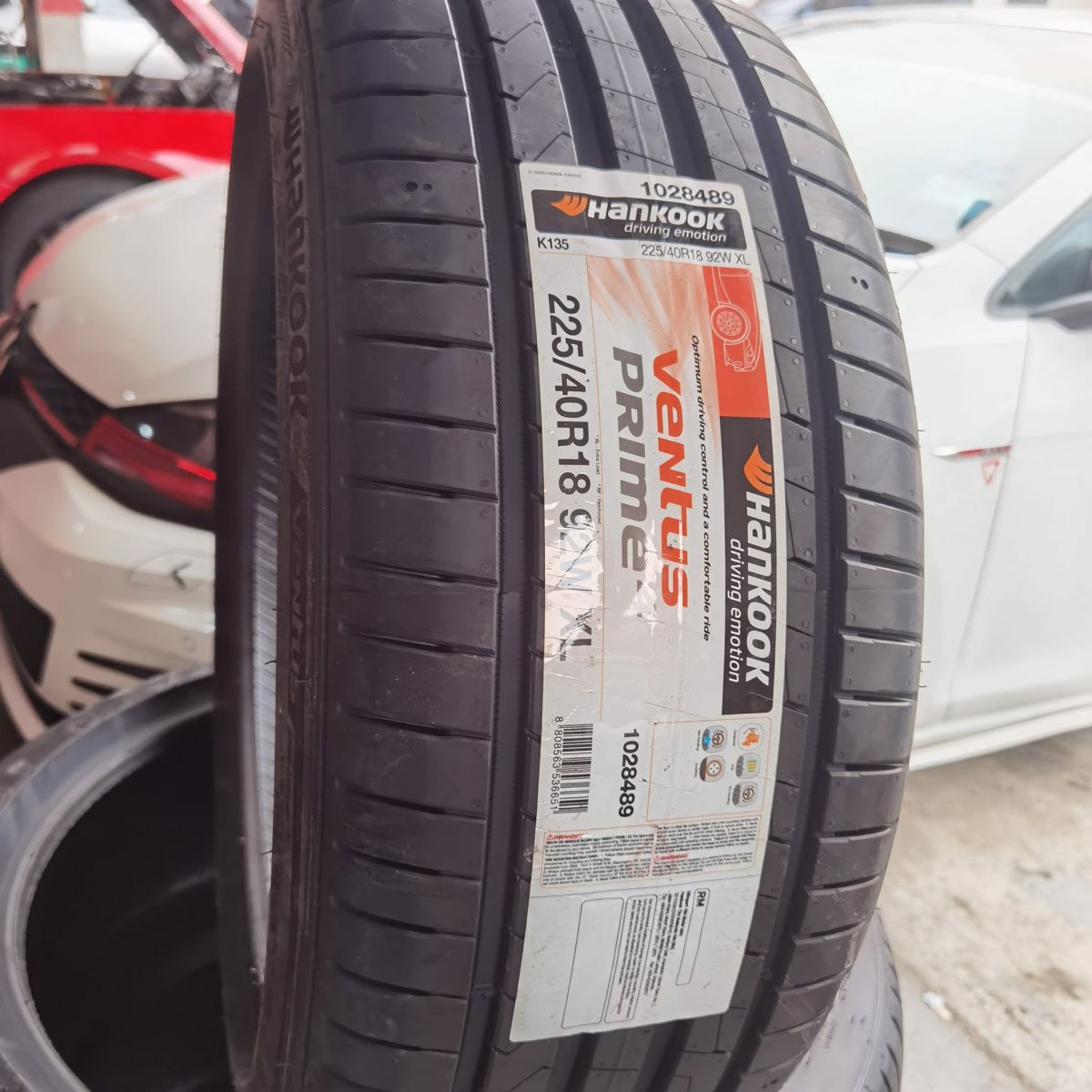 lốp ô tô 225/40R18 hankook ventus prime4 hàn quốc