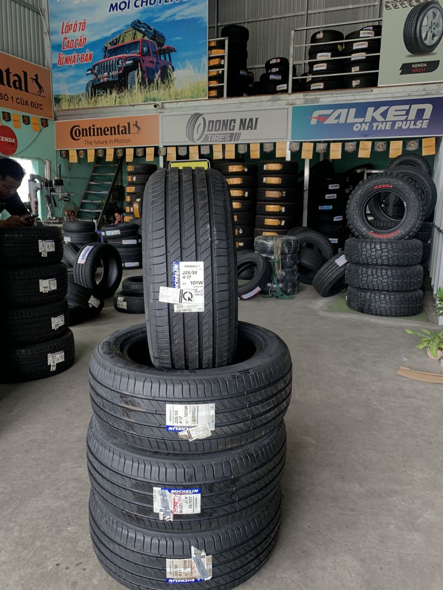 lốp 225/55R17 michelin primacy 4