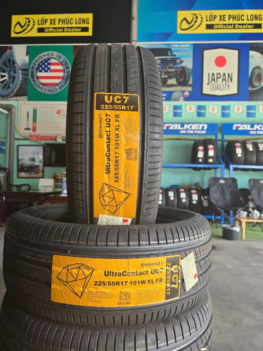 lốp ô tô 225/55R17 continental uc7 đức