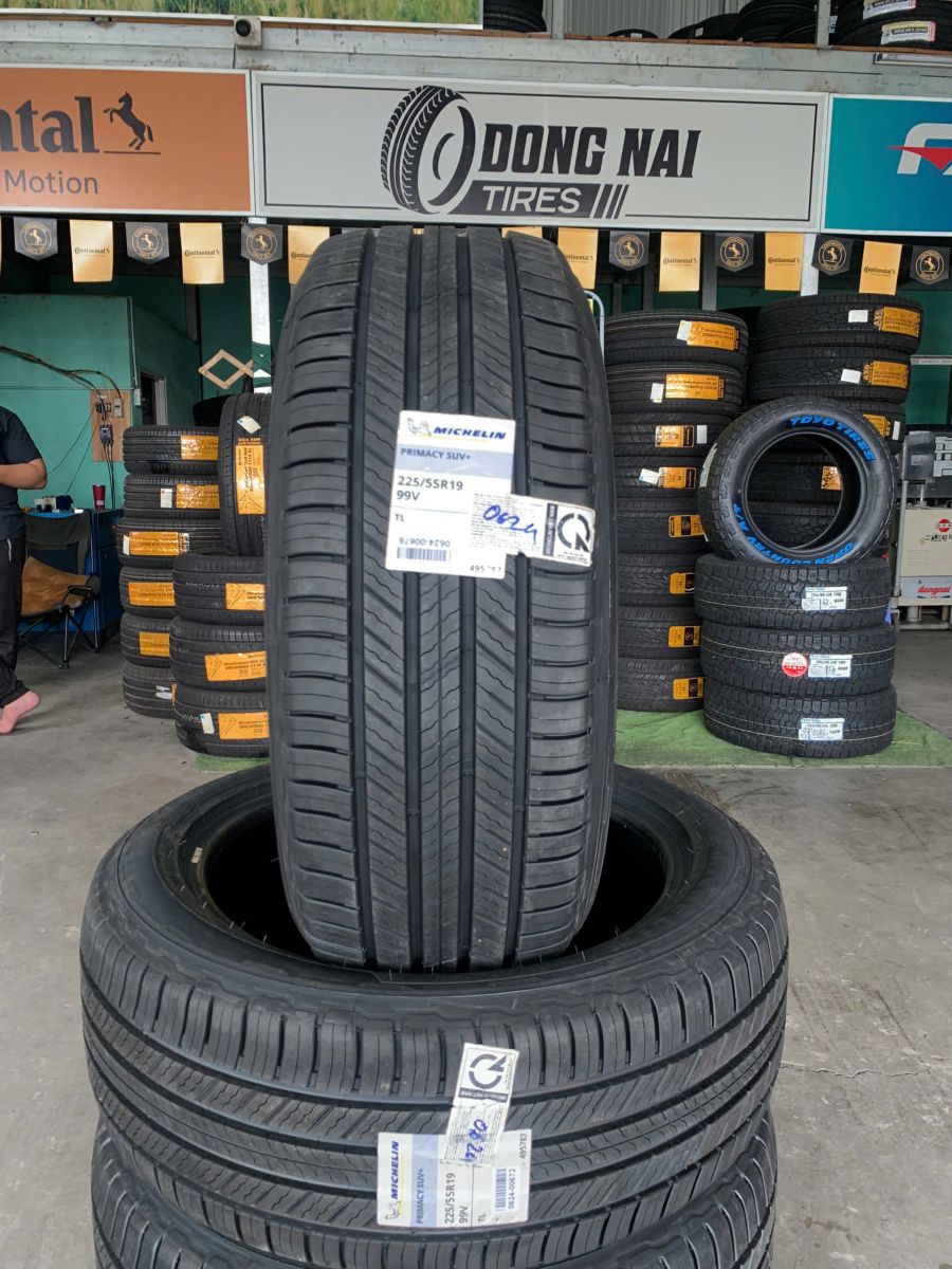 lốp 225/55R19 michelin primacy suv