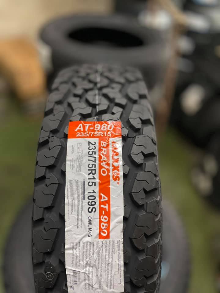 lốp offroad 235/75R15 maxxis at980