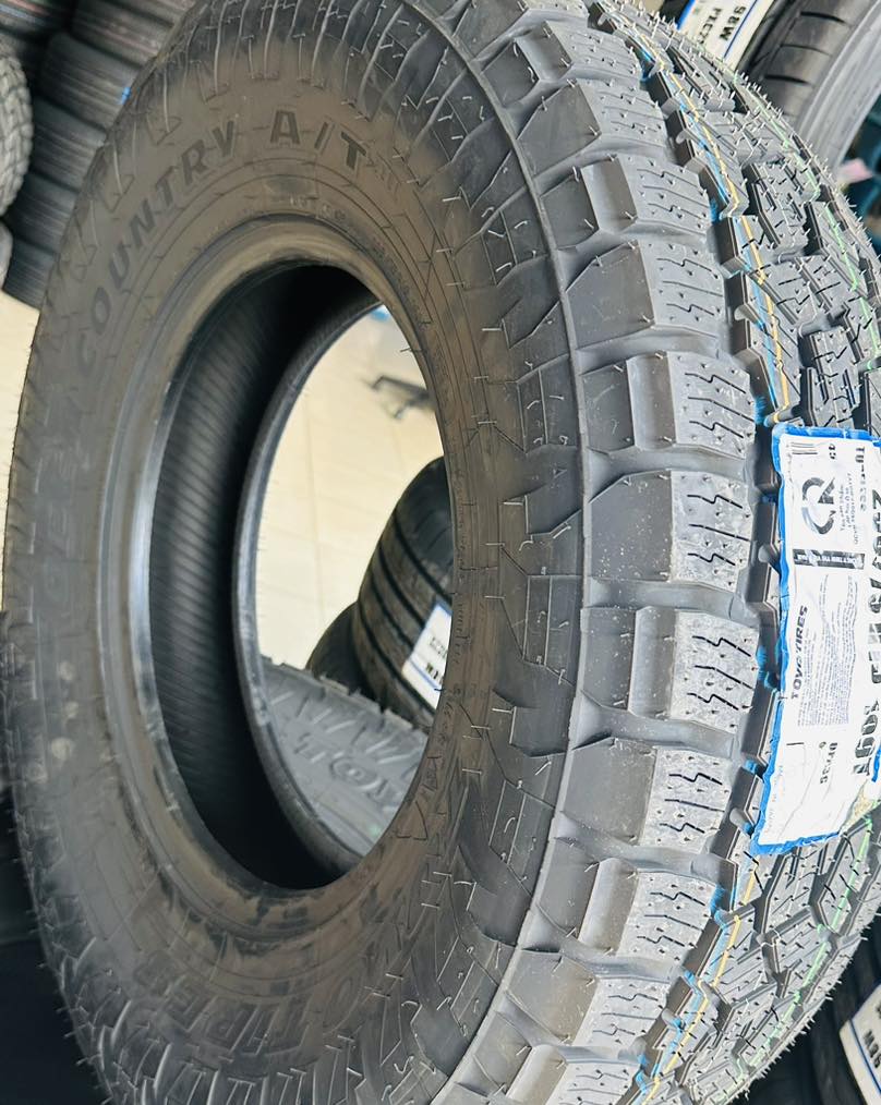 lốp địa hình 235/75R15 toyo opa3g nhật bản