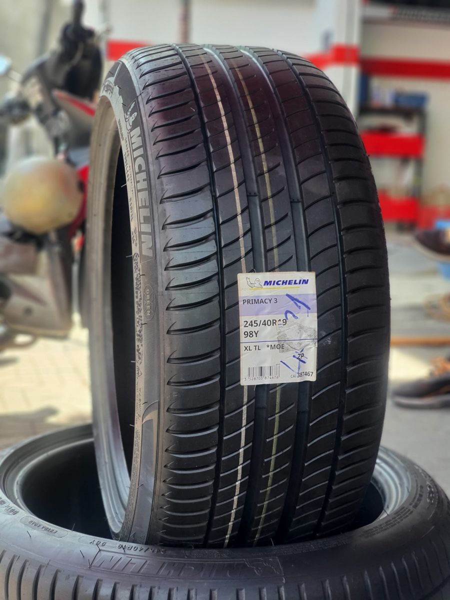 lốp ô tô 245/40R19 michelin