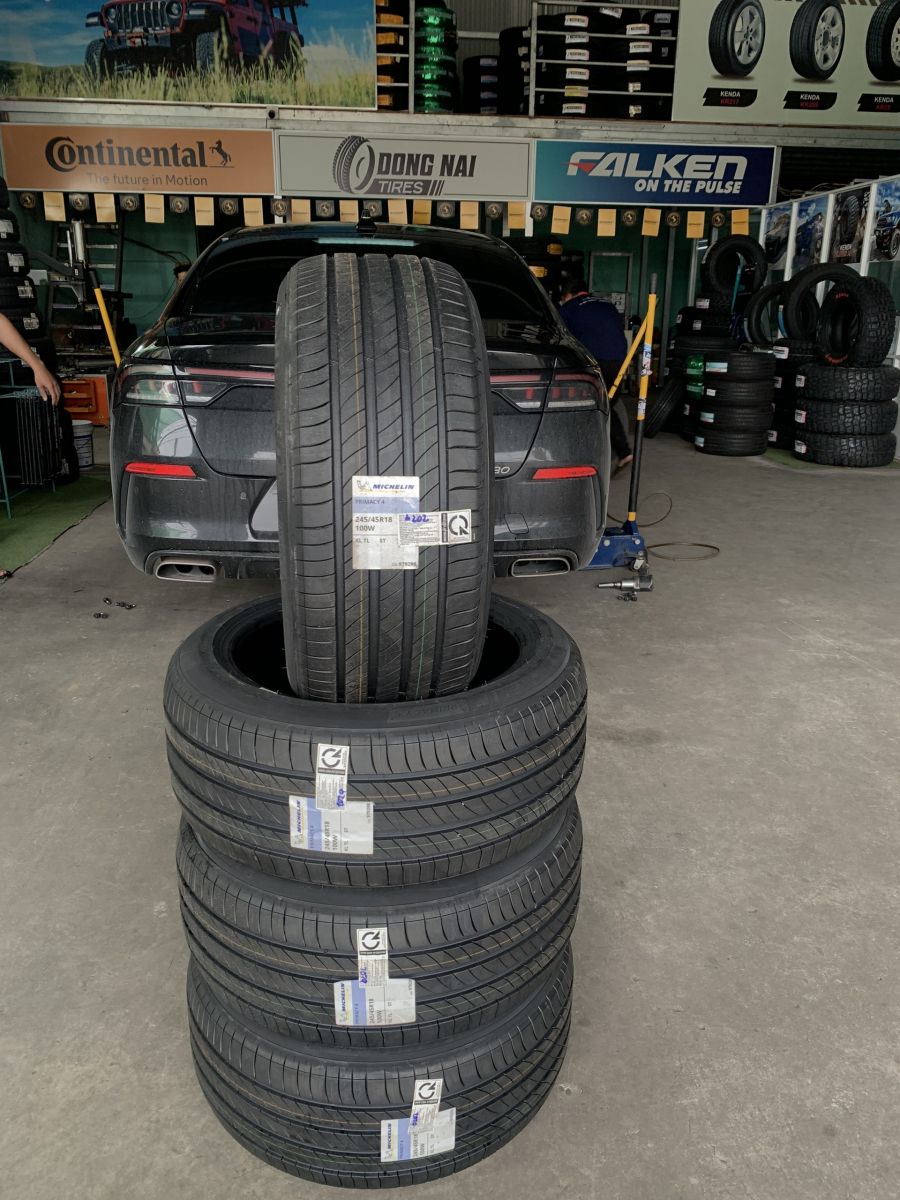 lốp 245/45R18 michelin primacy 4