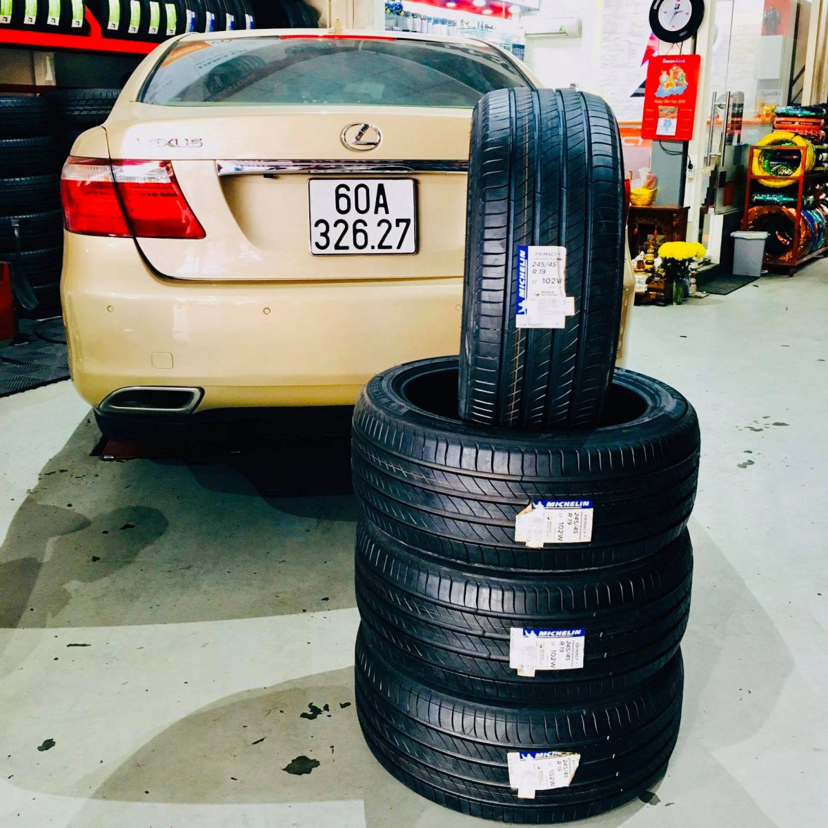 lốp ô tô 245/45R19 michelin 