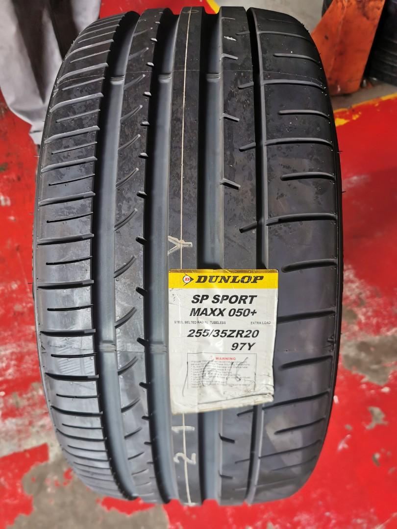 lốp ô tô 255/35ZR20 dunlop sport maxx 050+ nhật bản