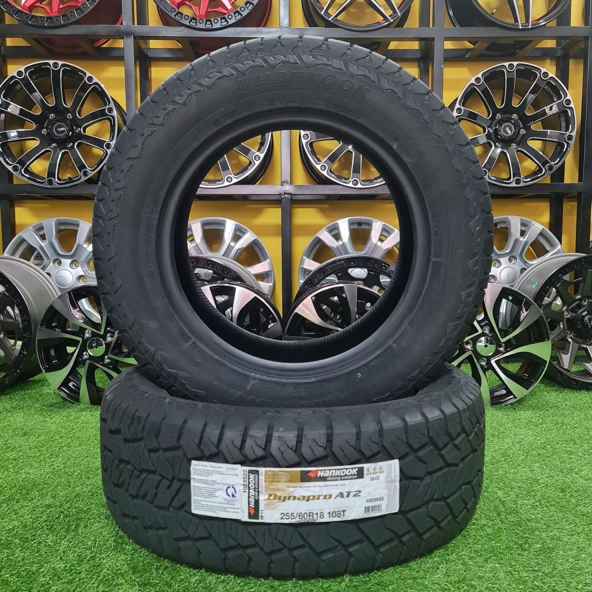 lốp ô tô 255/60R18 hankook