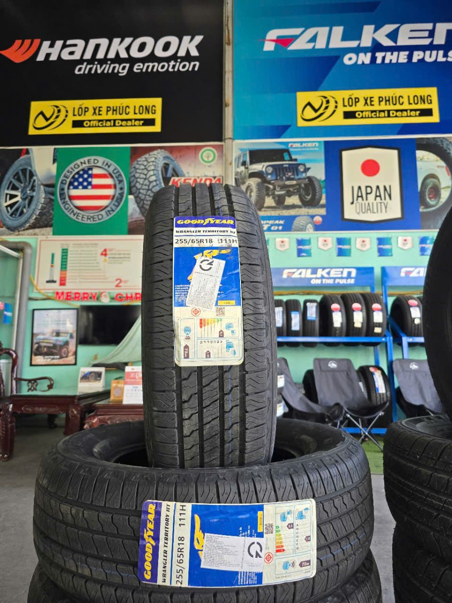 lốp 255/65R18 goodyear territory ht cho ford ranger wildtrak