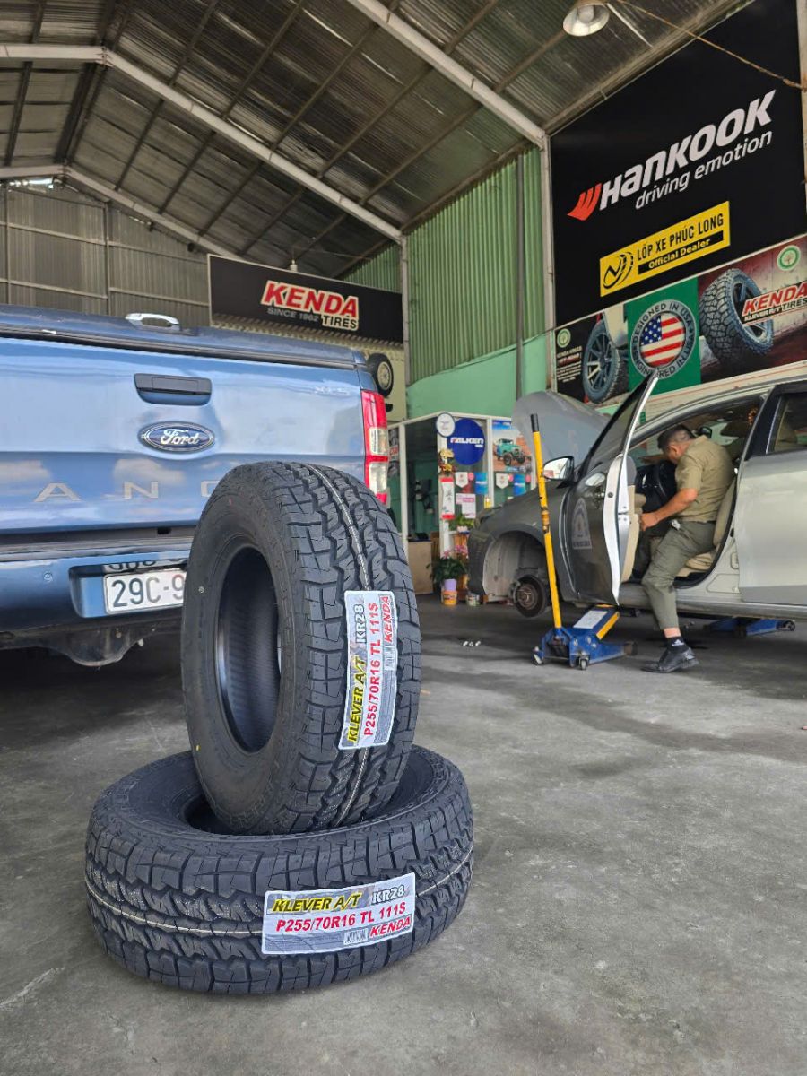 lốp ô tô địa hình 255/70R16 kenda klever kr28 111s