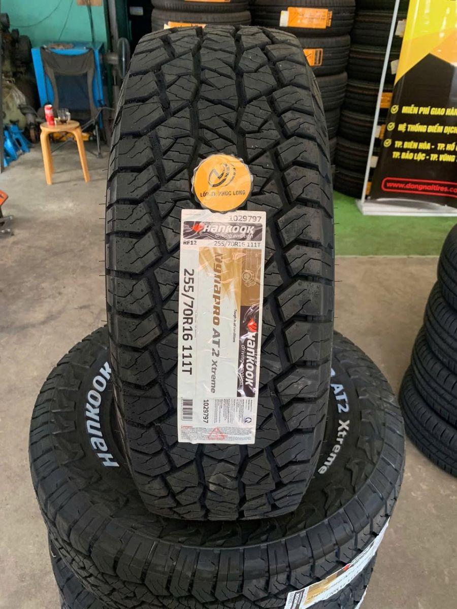 lốp địa hình 255/70R16 hankook rf12 hàn quốc