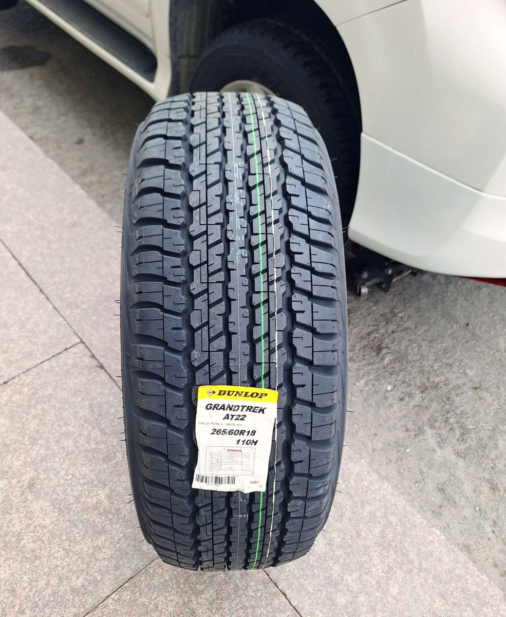 lốp 265/60R18 dunlop grandtrek at22