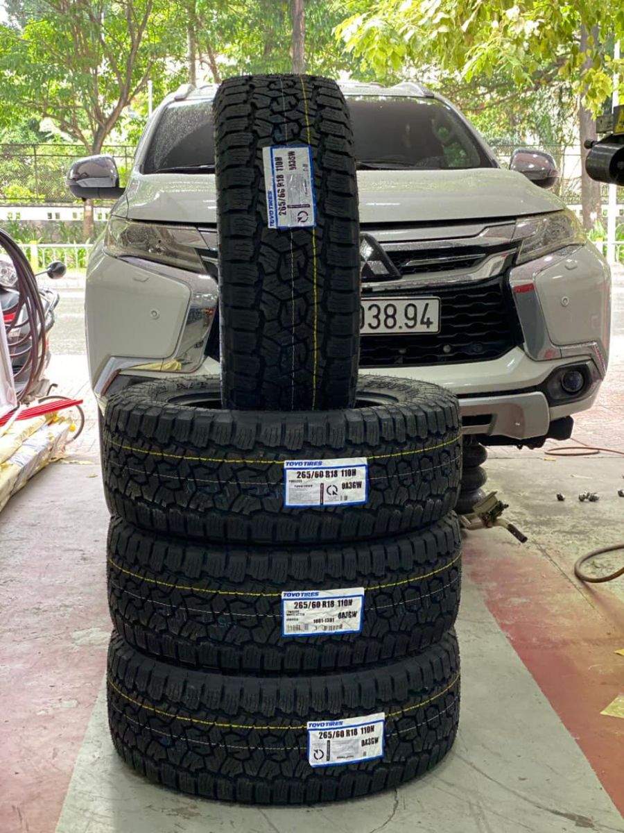 lốp địa hình 265/60R18 toyo opa3gw nhật bản