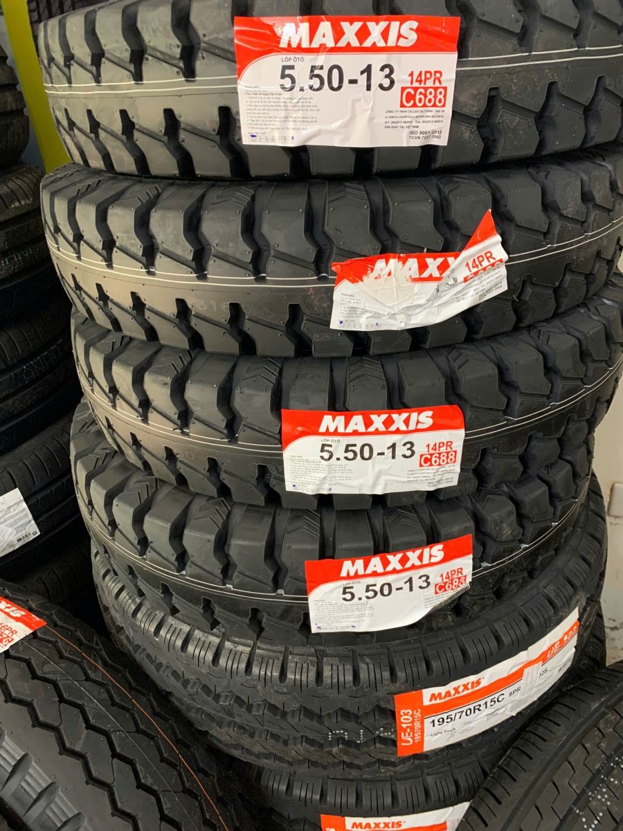 lốp 5.50 - 13 maxxis c688