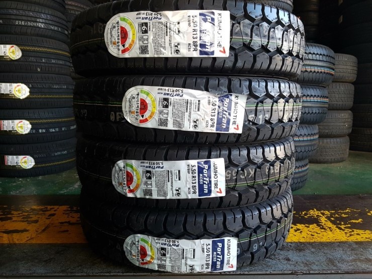 lốp 5.50R13 kumho portran kc55