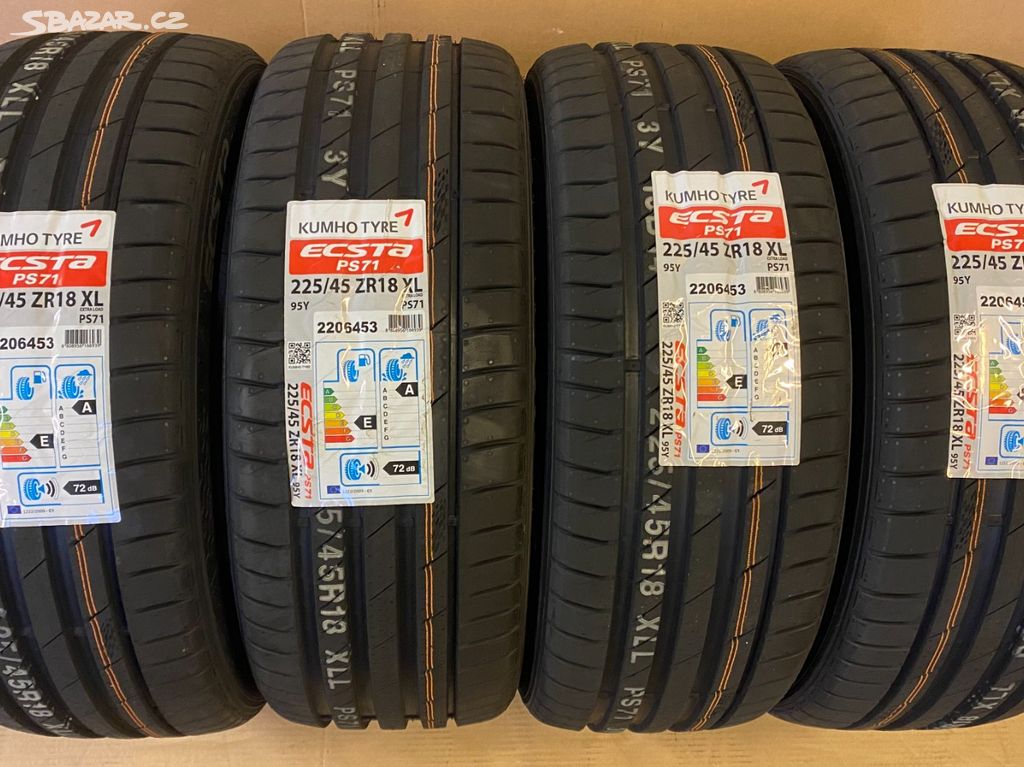 lốp ô tô 225/45ZR18 kumho ecsta ps71 hàn quốc