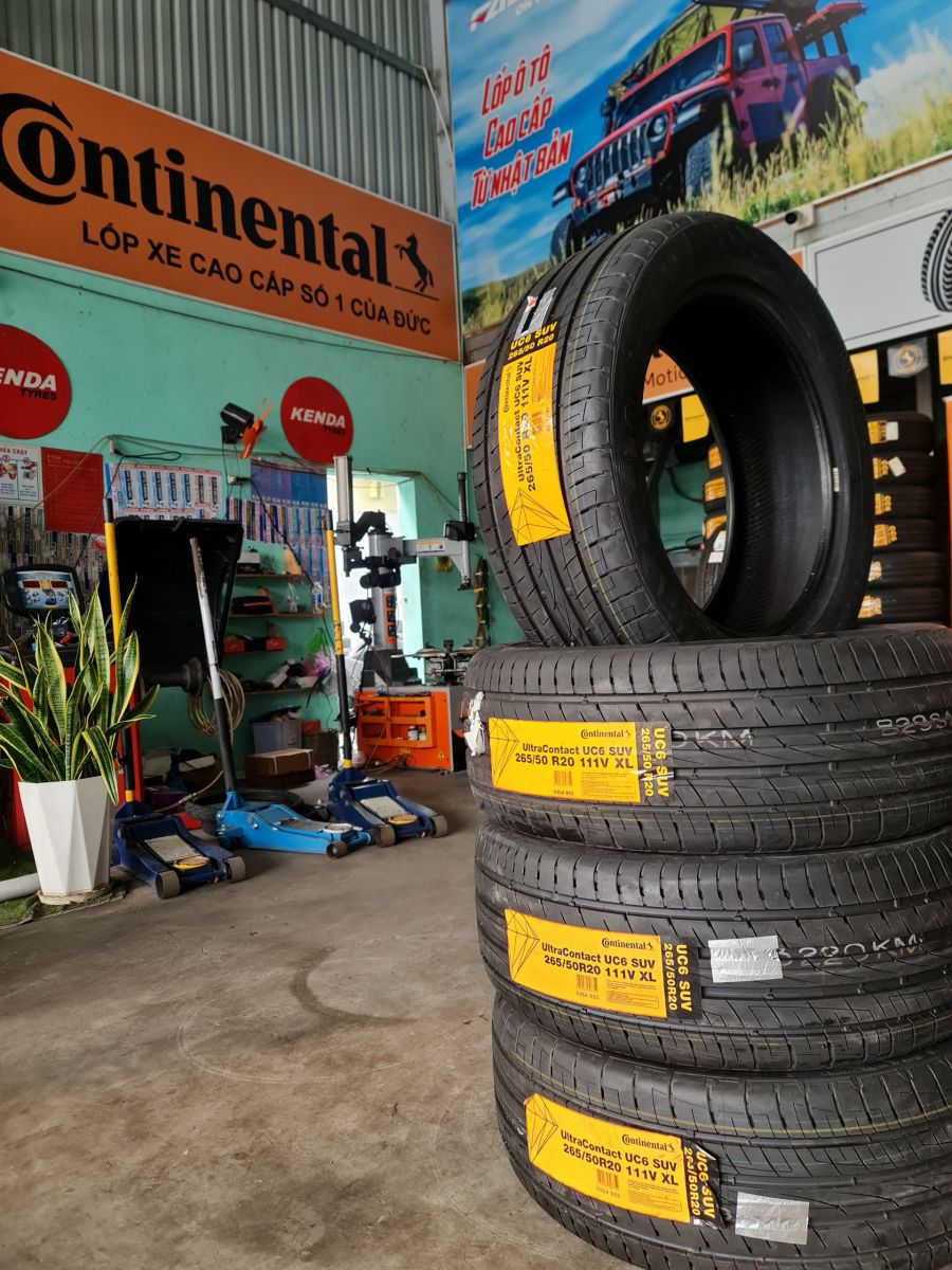 lốp 265/50R20 continental uc6 cho xe ford everest