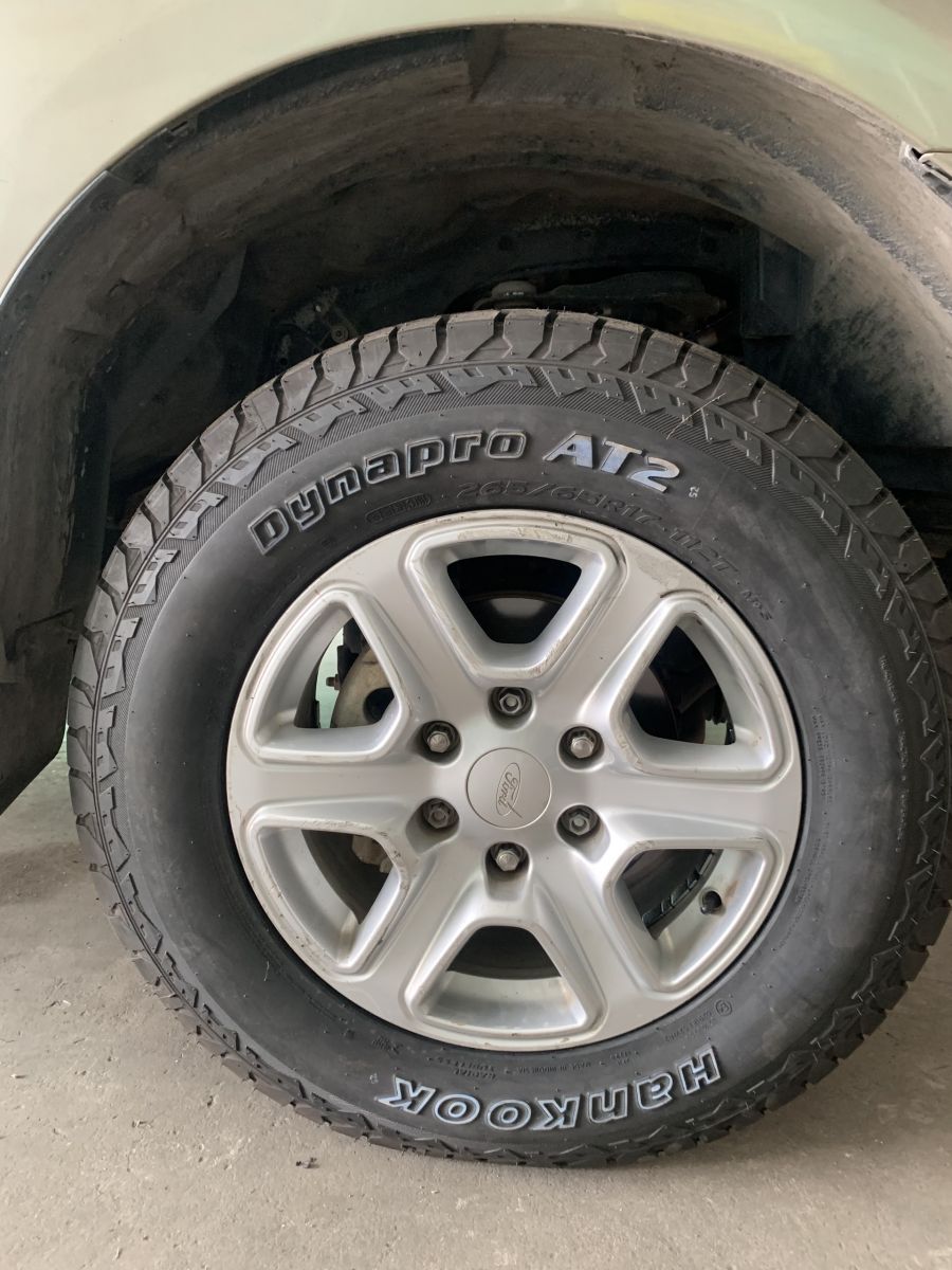 xe ford ranger xlt thay lốp 265/65R17 hankook dynapro at2 hàn quốc 