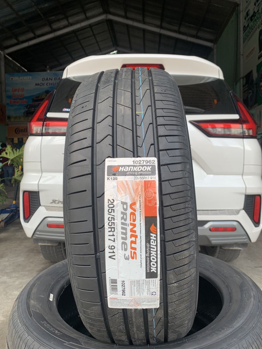 xe xpander cross thay lốp 205/55R17 hankook ventus prime3