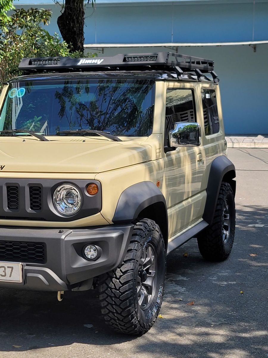 suzuki jimny thay lốp 235/75R15 kenda kr29