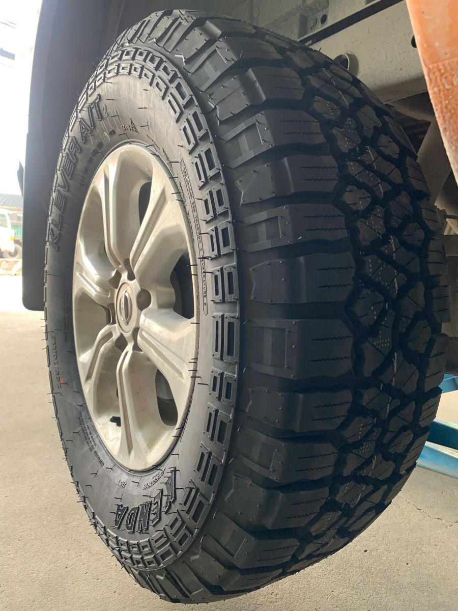 bán tải nissan navara thay lốp 255/70R16 kenda kr628