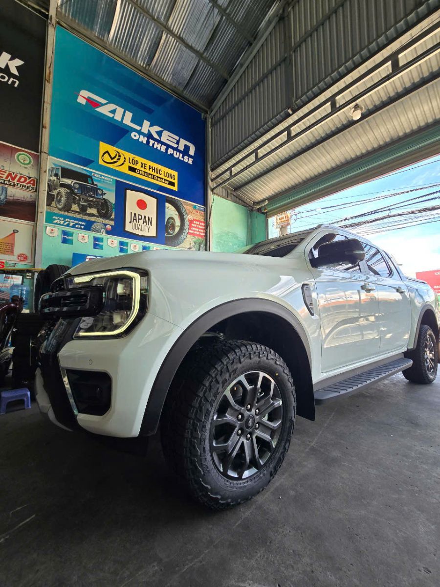 lốp 265/60R18 falken wildpeak at3w ford ranger wildtrak