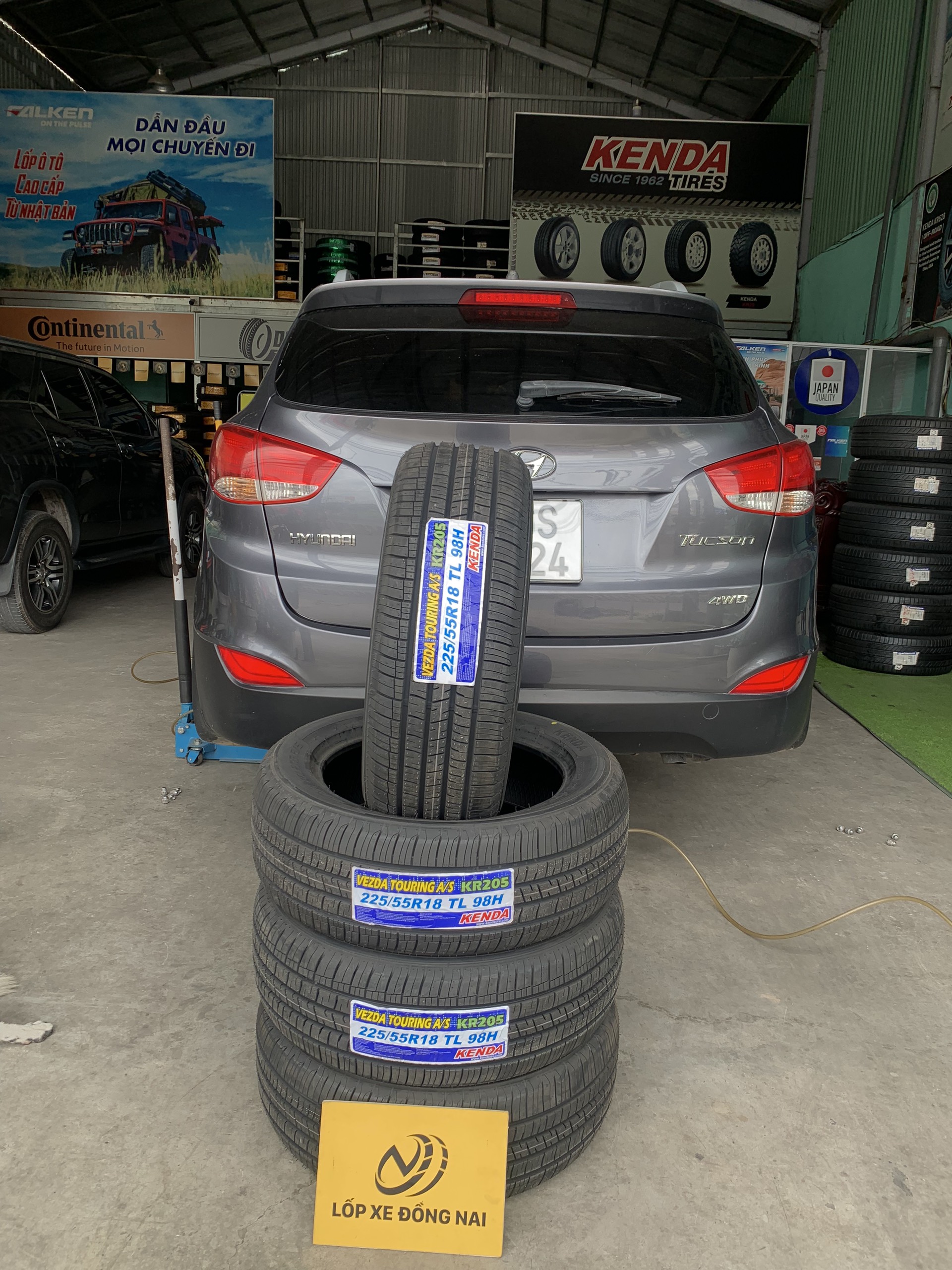 REVIEW : Xe Hyundai Tucson thay lốp 225/55R18 Kenda Touring A/S KR205