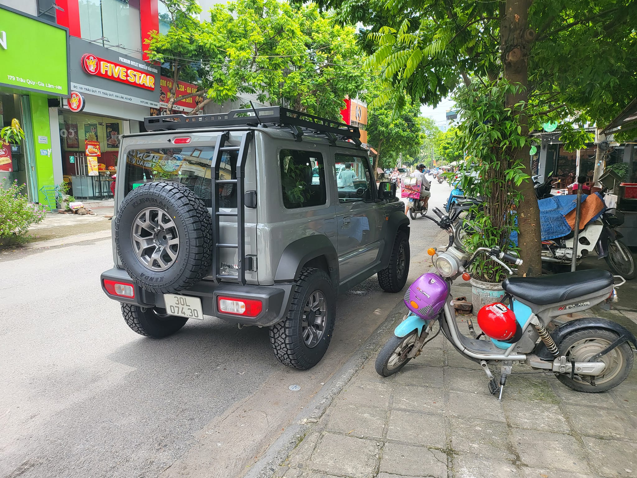 REVIEW : Xe Suzuki Jimny thay lốp địa hình 235/75R15 Kenda Klever KR628