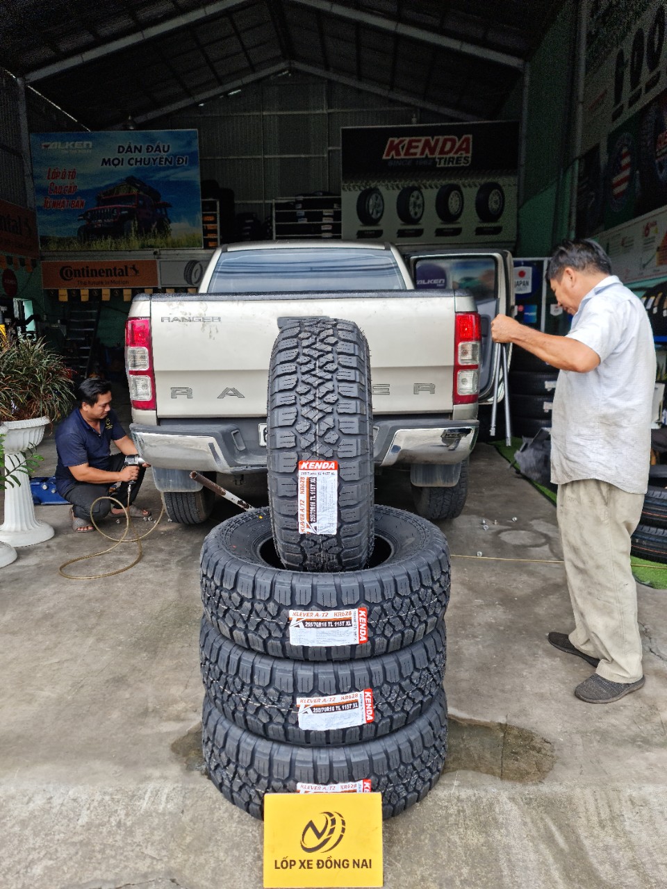 REVIEW : Bán tải Ford Ranger XLS thay lốp 255/70R16 Kenda KR628 A/T