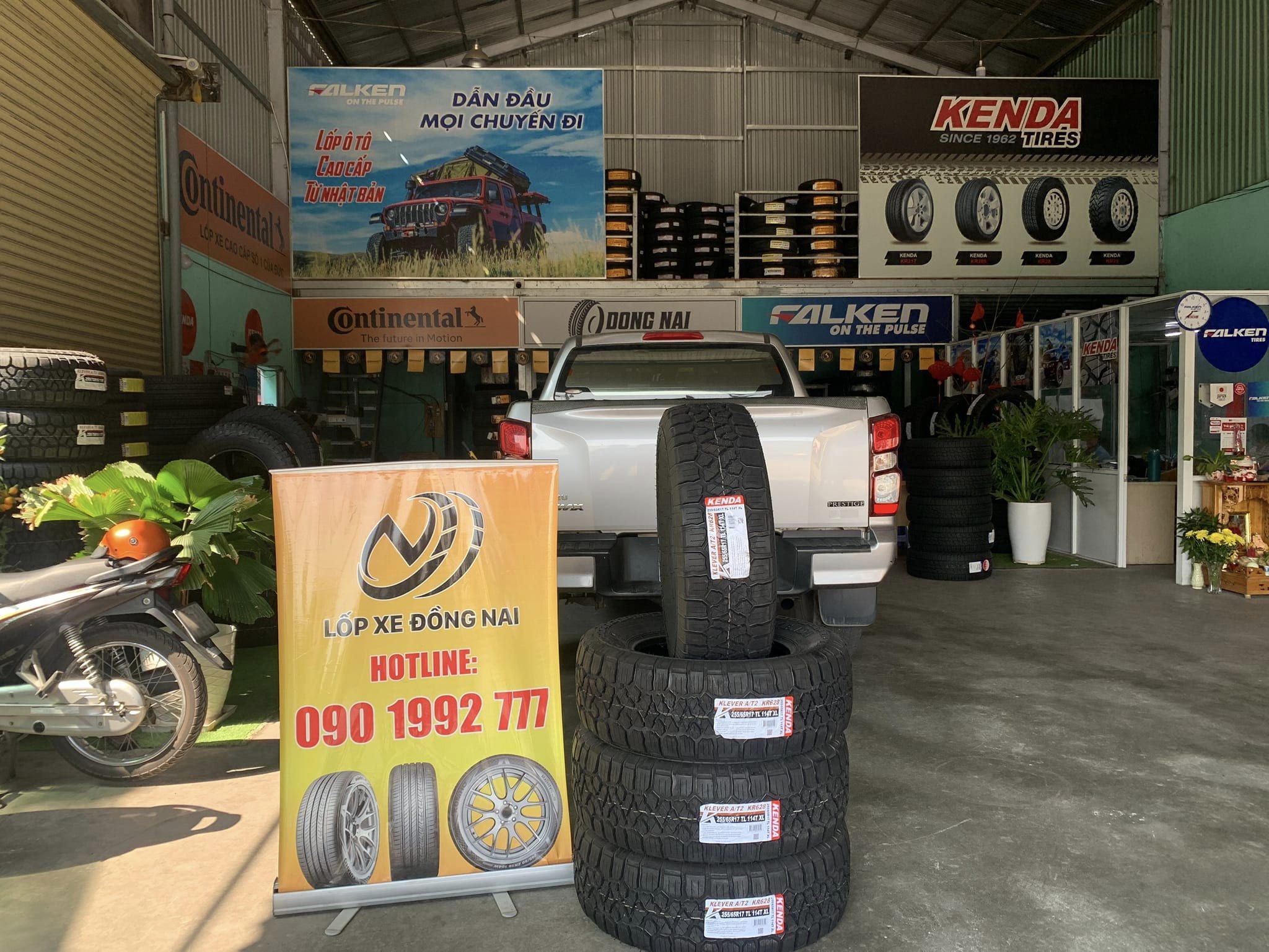 TƯ VẤN : Thay lốp xe bán tải Isuzu Dmax ở Biên Hoà, Đồng Nai.