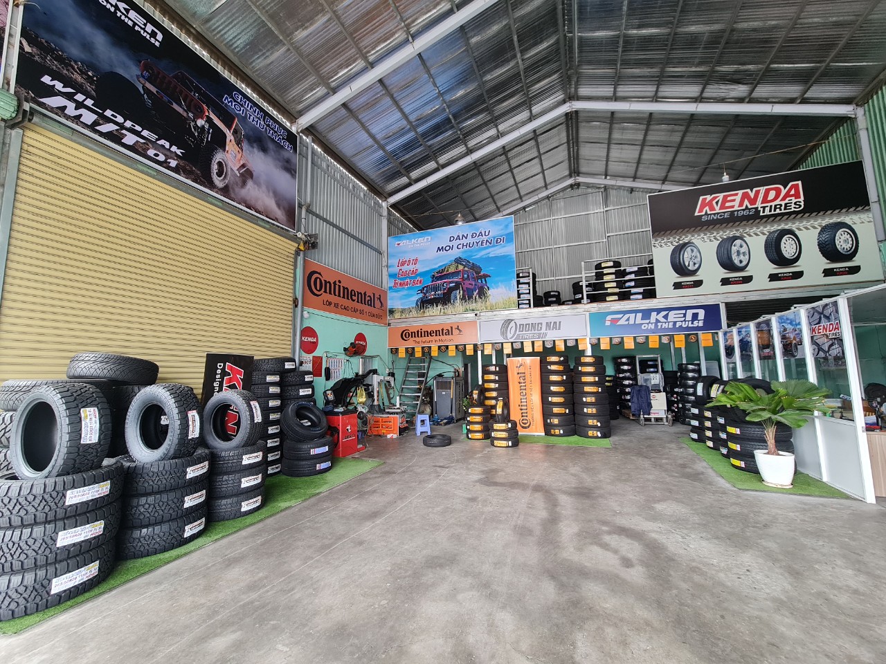 TƯ VẤN : Địa chỉ thay lốp xe Kia Sportage chính hãng - giá tốt ở Biên Hoà Đồng Nai.