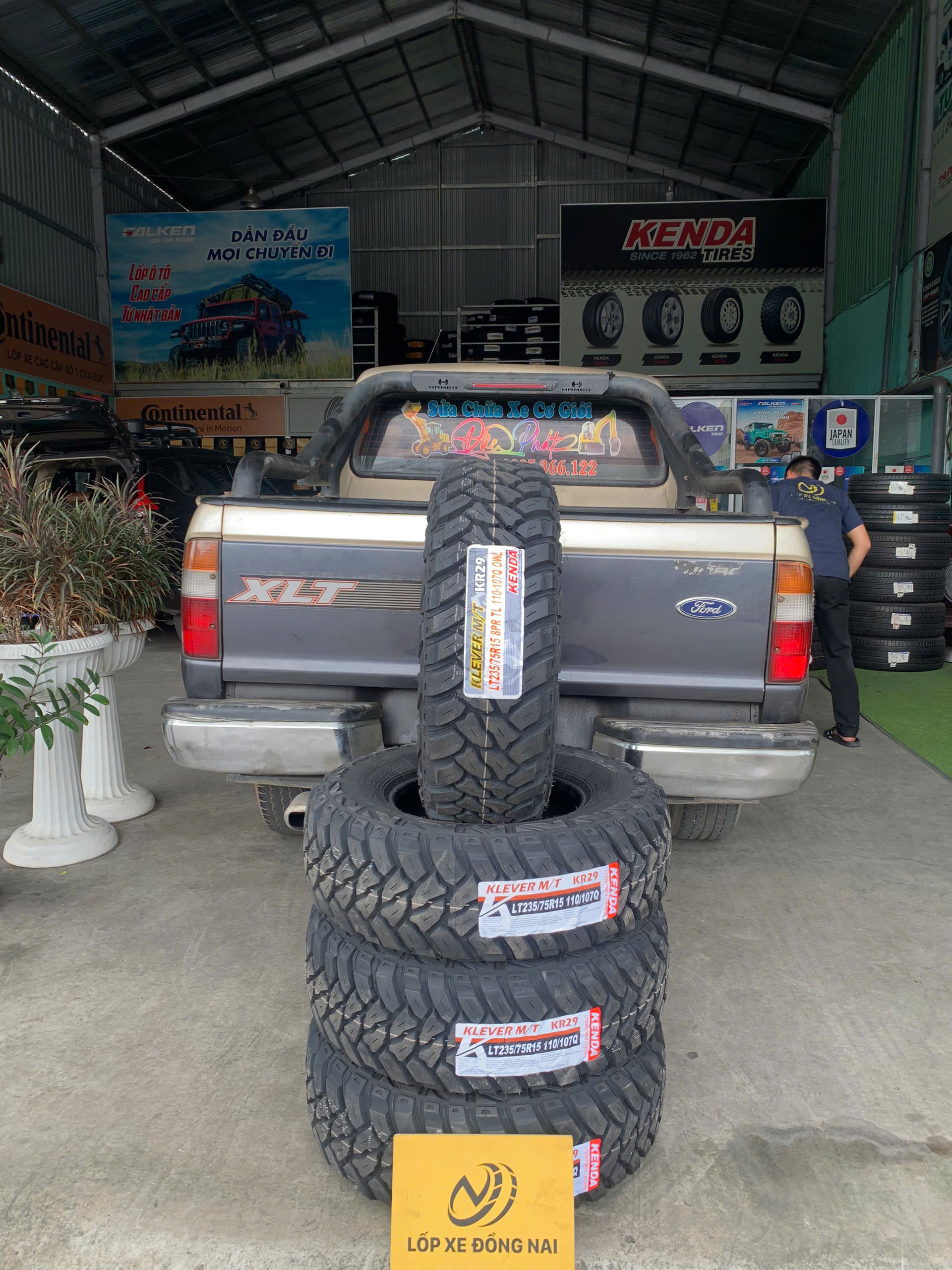 REVIEW : Ford Ranger thay lốp địa hình 235/75R15 Kenda Klever KR29