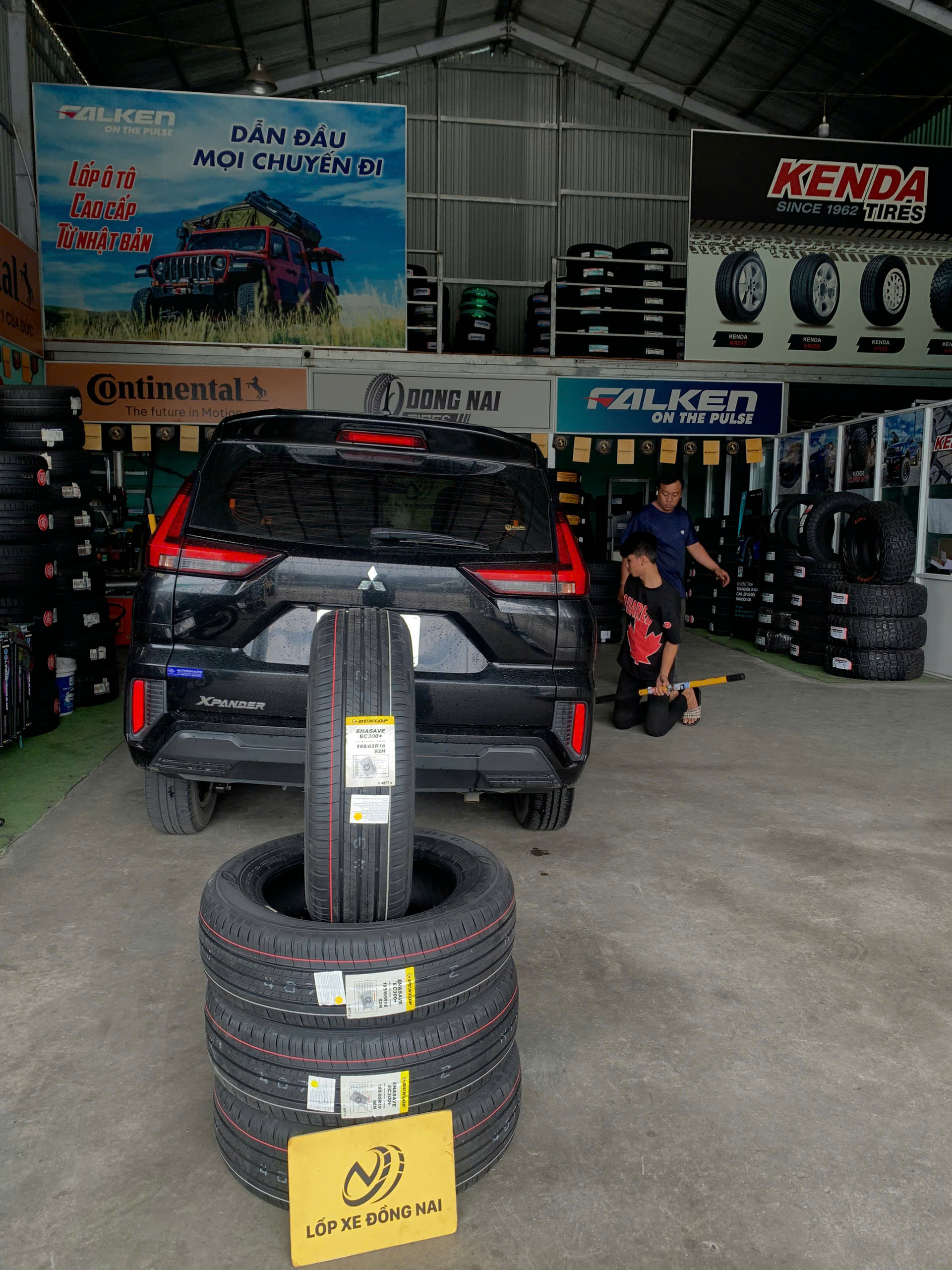 REVIEW : Xe Mitsubishi Xpander thay lốp 195/65R16 Dunlop Enasave EC300